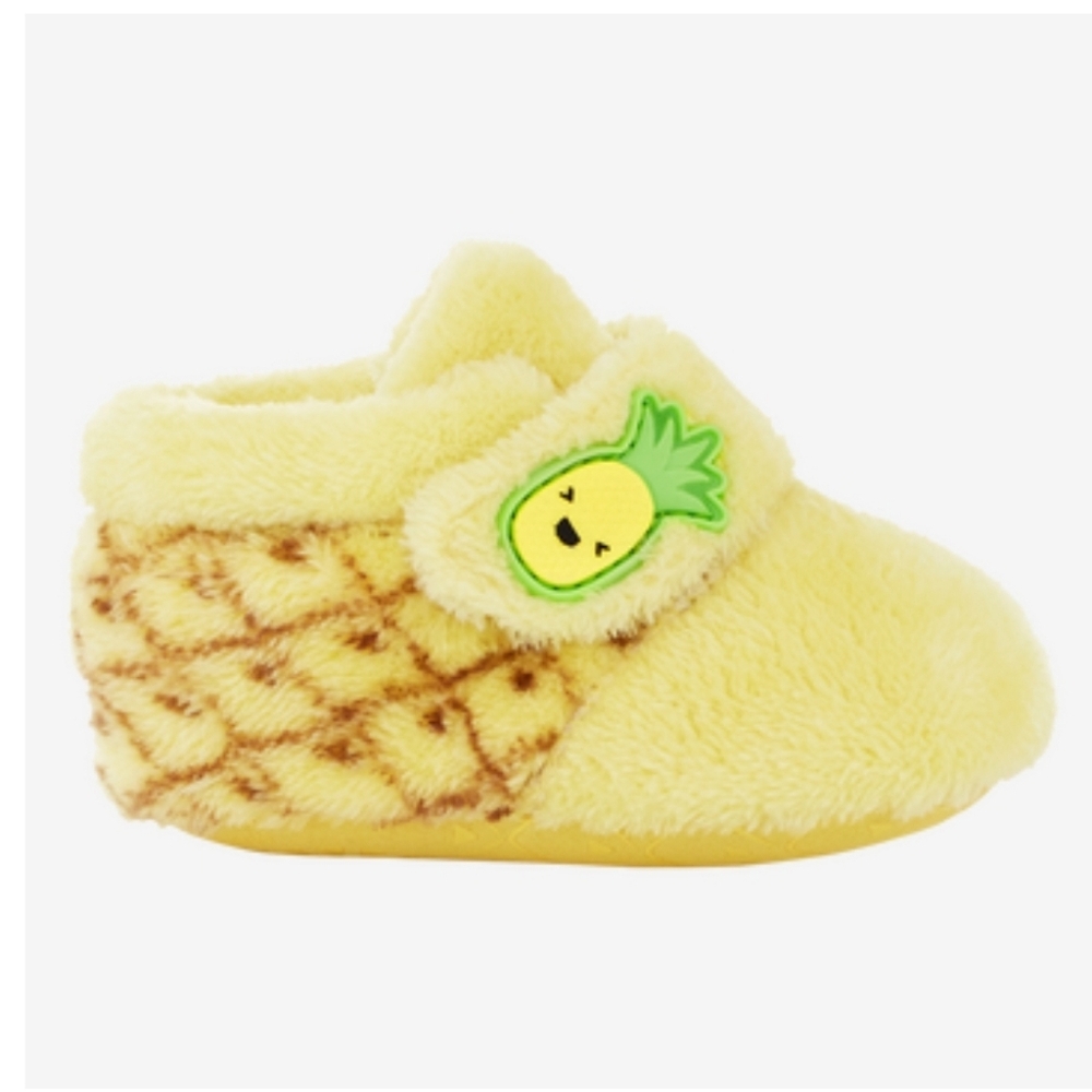 Yellow Soft Bottom Uggs Sz. 2/3
